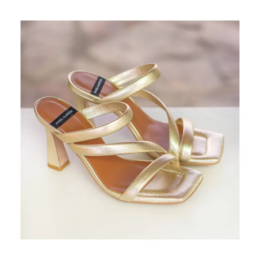 Metallized Shoes<Ángel Alarcón Cameron - Metallized Padded Straps Sandals With High Heel