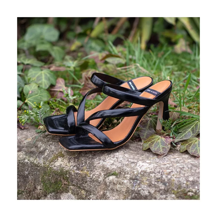 Sandals<Ángel Alarcón Cameron - Shiny Leather Padded Straps Sandals With High Heel