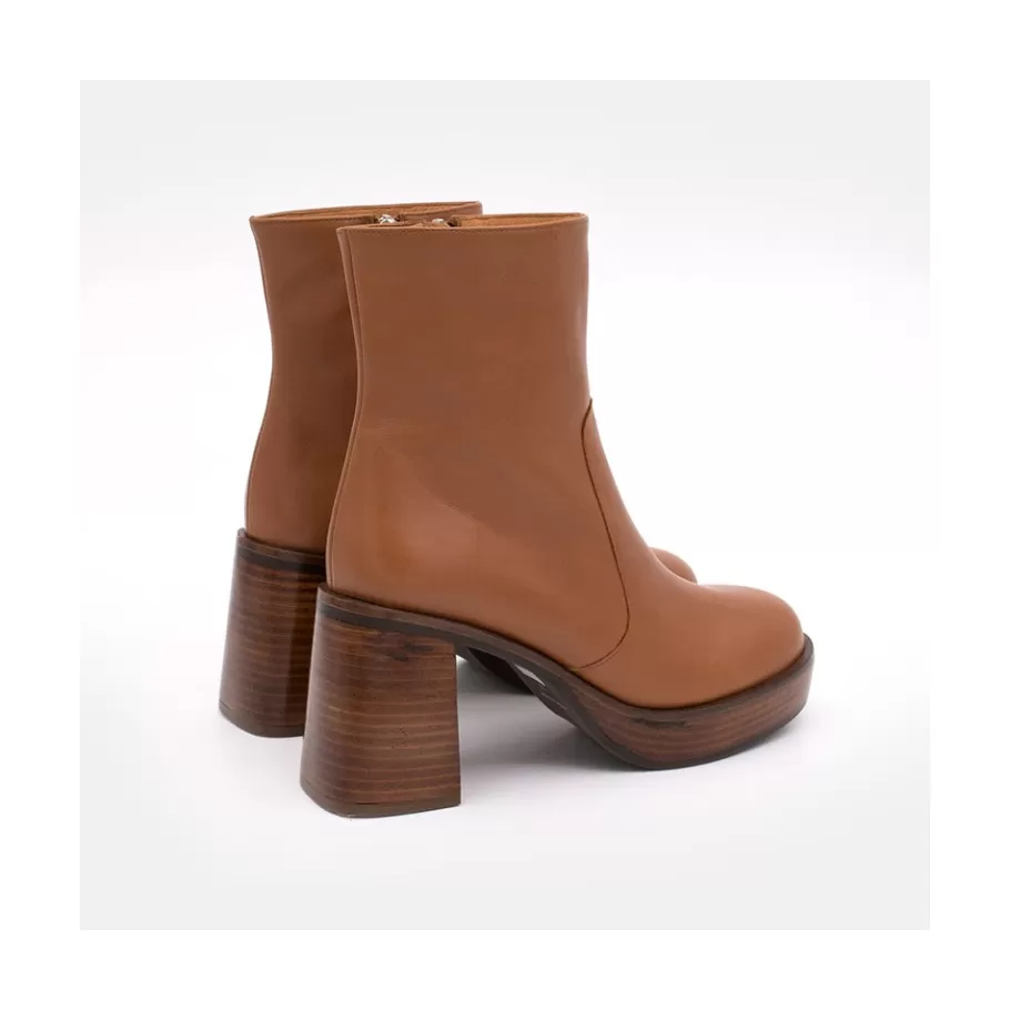 Heeled Shoes<Ángel Alarcón Greta - Leather Ankle Boots With Wood Block Heel & Platform