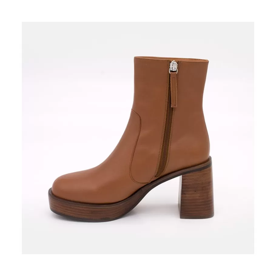 Heeled Shoes<Ángel Alarcón Greta - Leather Ankle Boots With Wood Block Heel & Platform