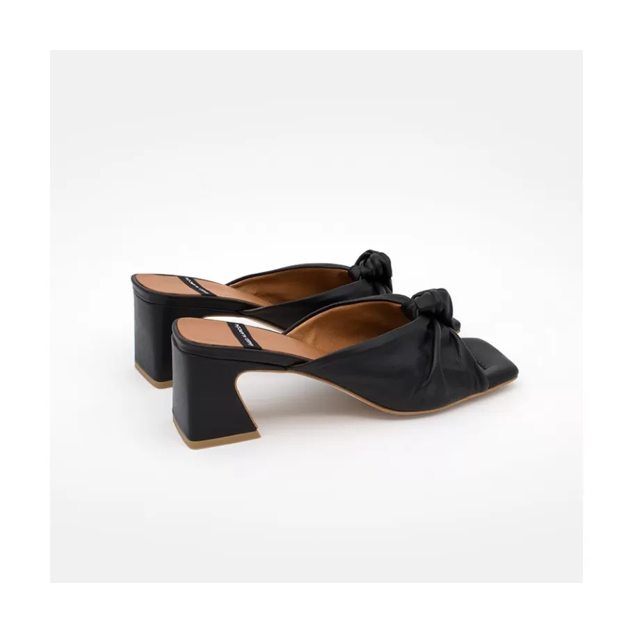 Last Units<Ángel Alarcón Hepburn - Leather High Heel Mule