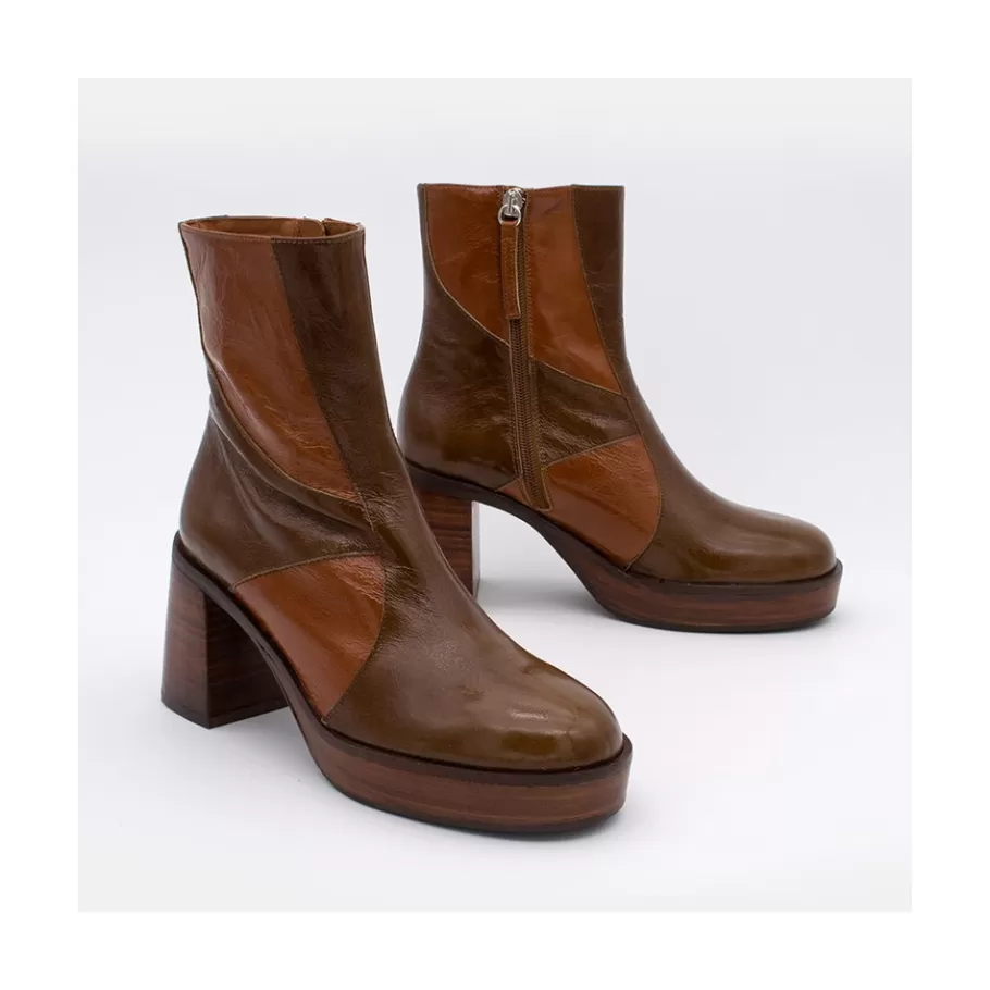Last Units<Ángel Alarcón Ingrid - Shiny Leather Ankle Boots With Wood Block Heel & Platform