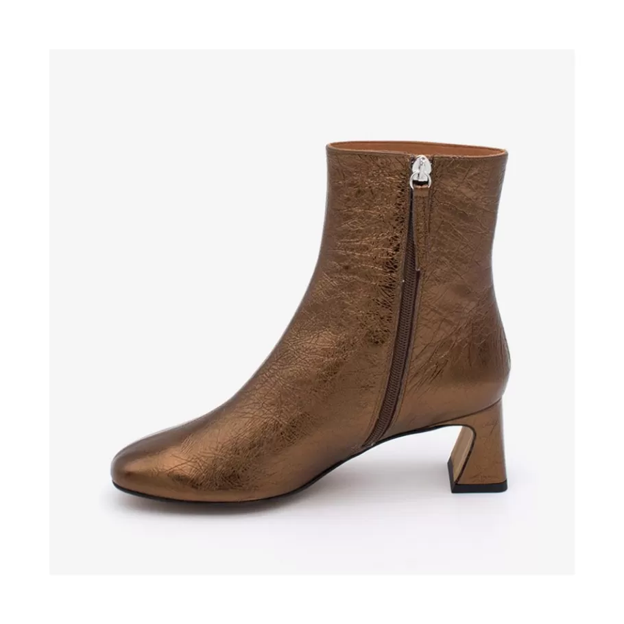 Metallized Shoes<Ángel Alarcón Parsons - Women S Metallized Leather Booties With Comfortable Low Heels