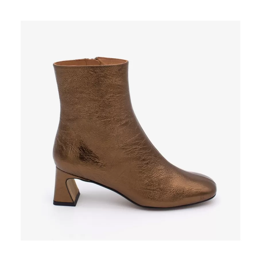 Metallized Shoes<Ángel Alarcón Parsons - Women S Metallized Leather Booties With Comfortable Low Heels
