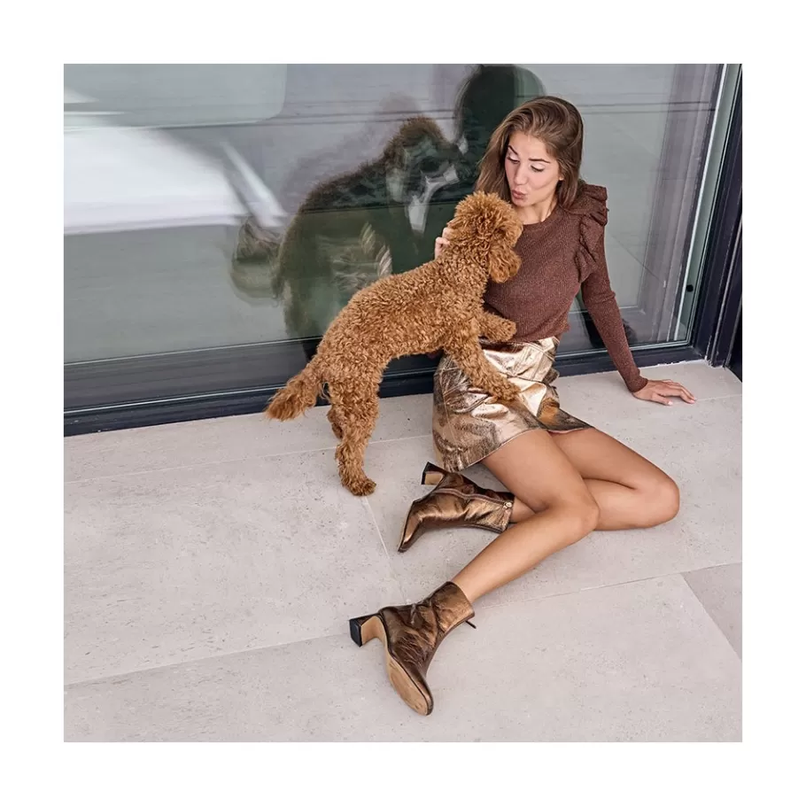 Metallized Shoes<Ángel Alarcón Parsons - Women S Metallized Leather Booties With Comfortable Low Heels