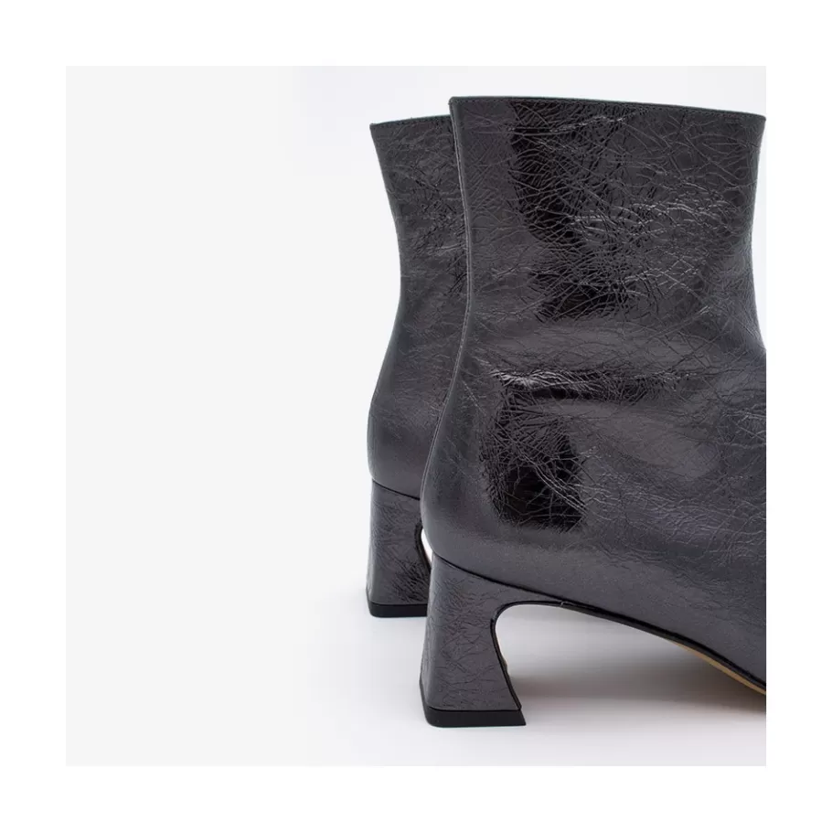 Metallized Shoes<Ángel Alarcón Parsons - Women S Metallized Leather Booties With Comfortable Low Heels