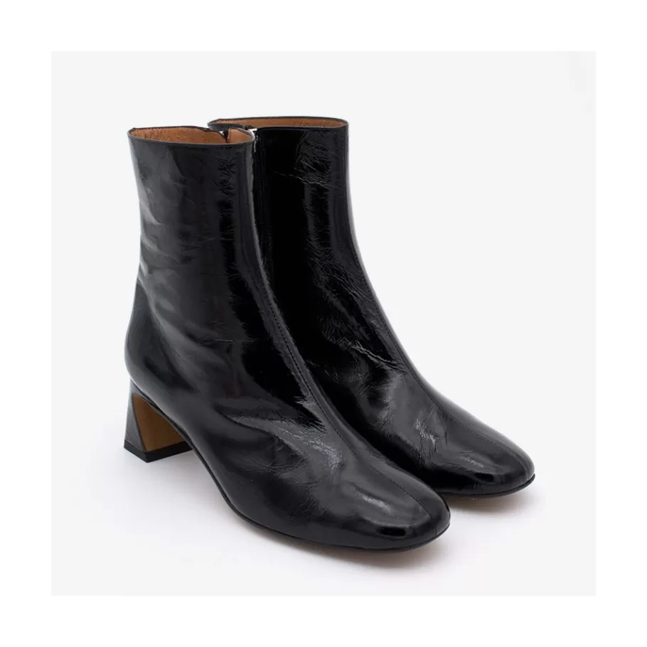 Boots And Booties<Ángel Alarcón Parsons - Women S Shinny Leather Booties With Comfortable Low Heels