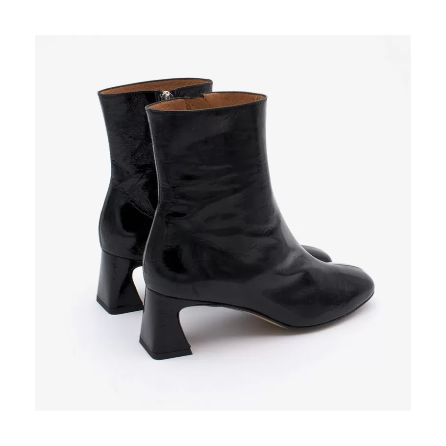 Boots And Booties<Ángel Alarcón Parsons - Women S Shinny Leather Booties With Comfortable Low Heels