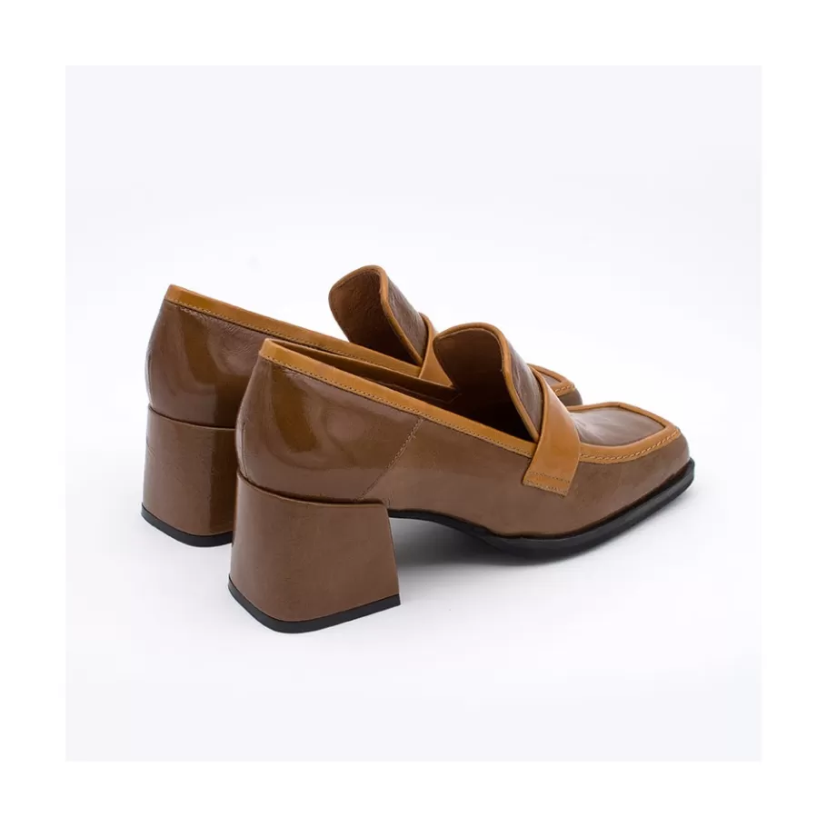 peggy__duotone_shiny_leather_women_s_moccasin_with_block_heel_1-1.webp Moccasins<Ángel Alarcón Peggy - Duotone Shiny Leather Women S Moccasin With Block Heel
