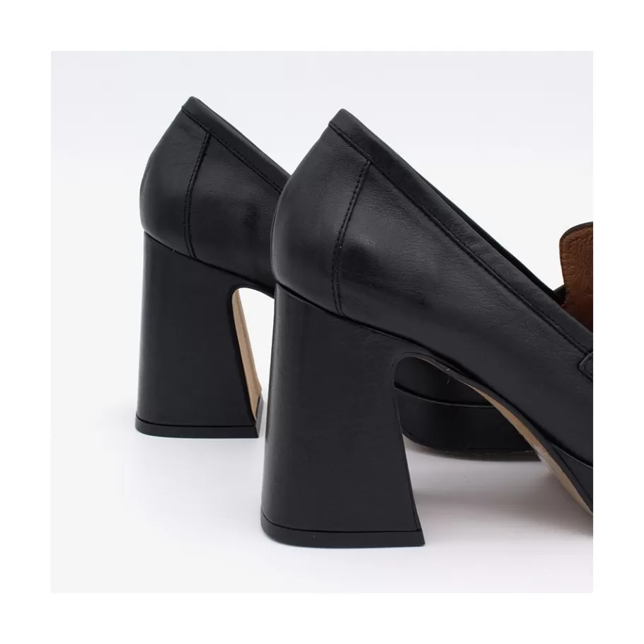 Heeled Shoes<Ángel Alarcón Pinay - Leather Women S Moccasin With Block Heel And Platform