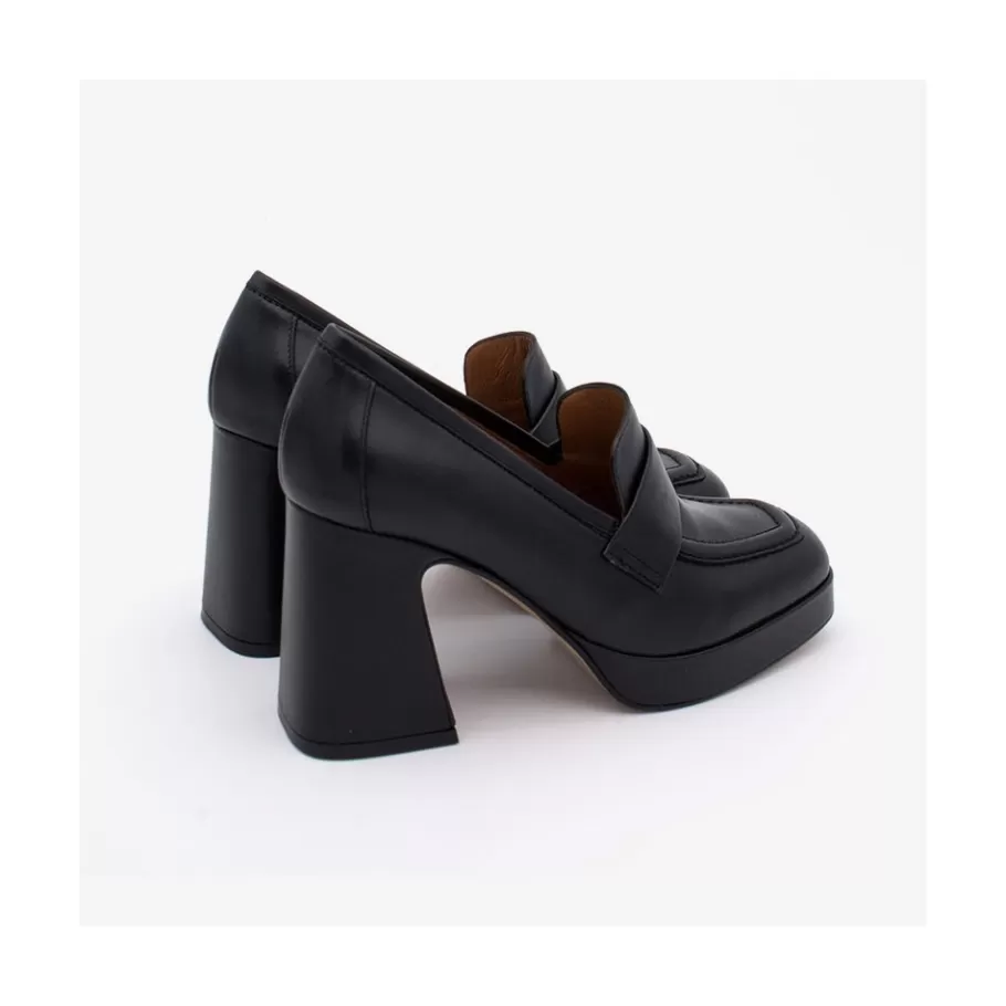 Heeled Shoes<Ángel Alarcón Pinay - Leather Women S Moccasin With Block Heel And Platform