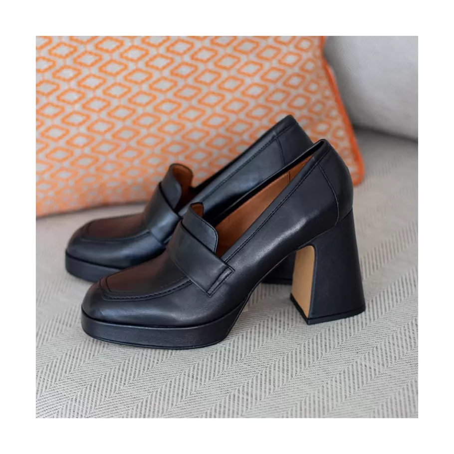 Heeled Shoes<Ángel Alarcón Pinay - Leather Women S Moccasin With Block Heel And Platform