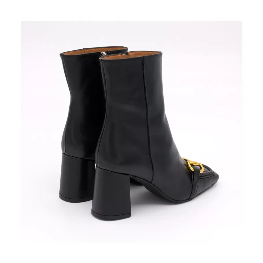 Last Units<Ángel Alarcón Pryor - Leather Ankle Boots With A Metallic Ornament