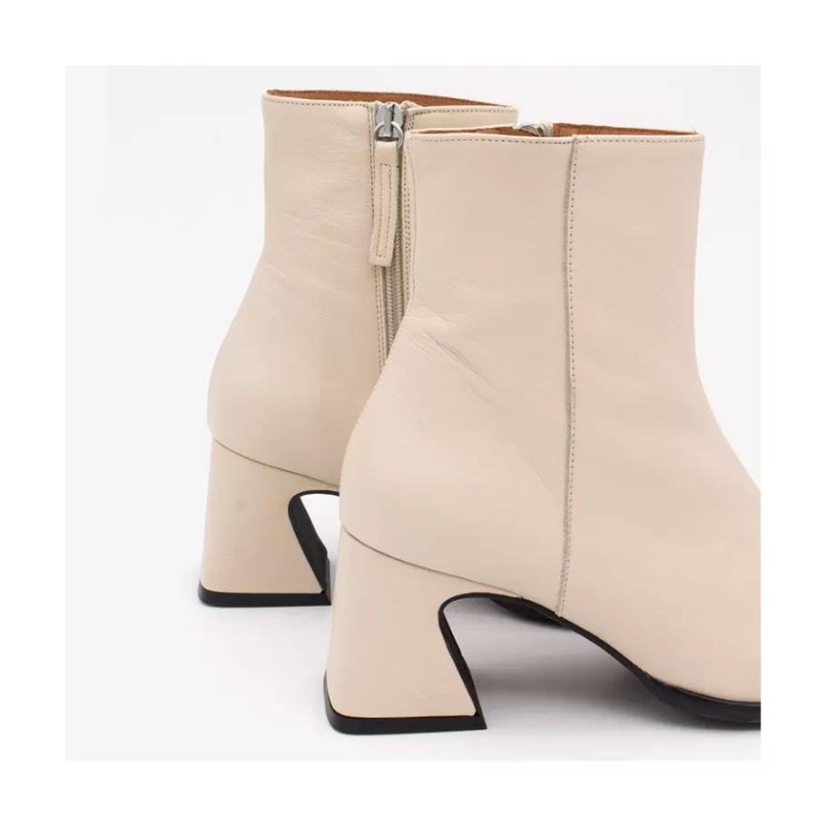Boots And Booties<Ángel Alarcón Shaba - Women S Booties Made In Leather With Medium Heel