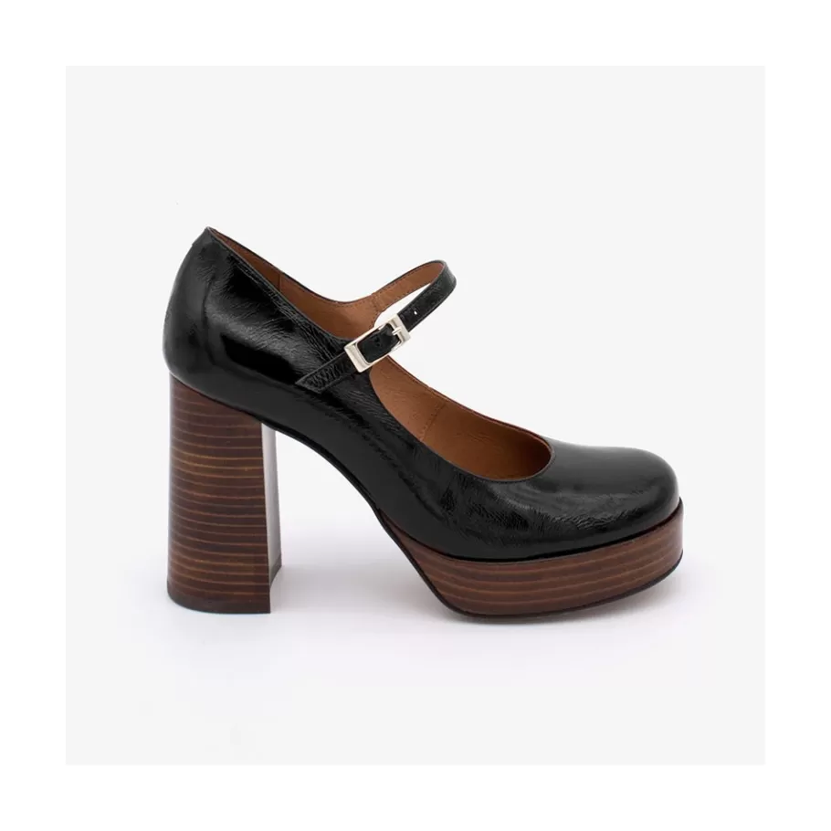 Heeled Shoes<Ángel Alarcón Soraya - Ankle Strap Shiny Leather Pump With Wood Platform And Block Heel