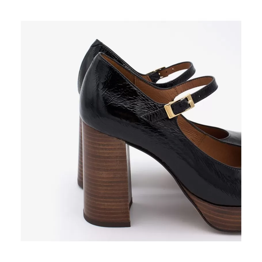 Heeled Shoes<Ángel Alarcón Soraya - Ankle Strap Shiny Leather Pump With Wood Platform And Block Heel